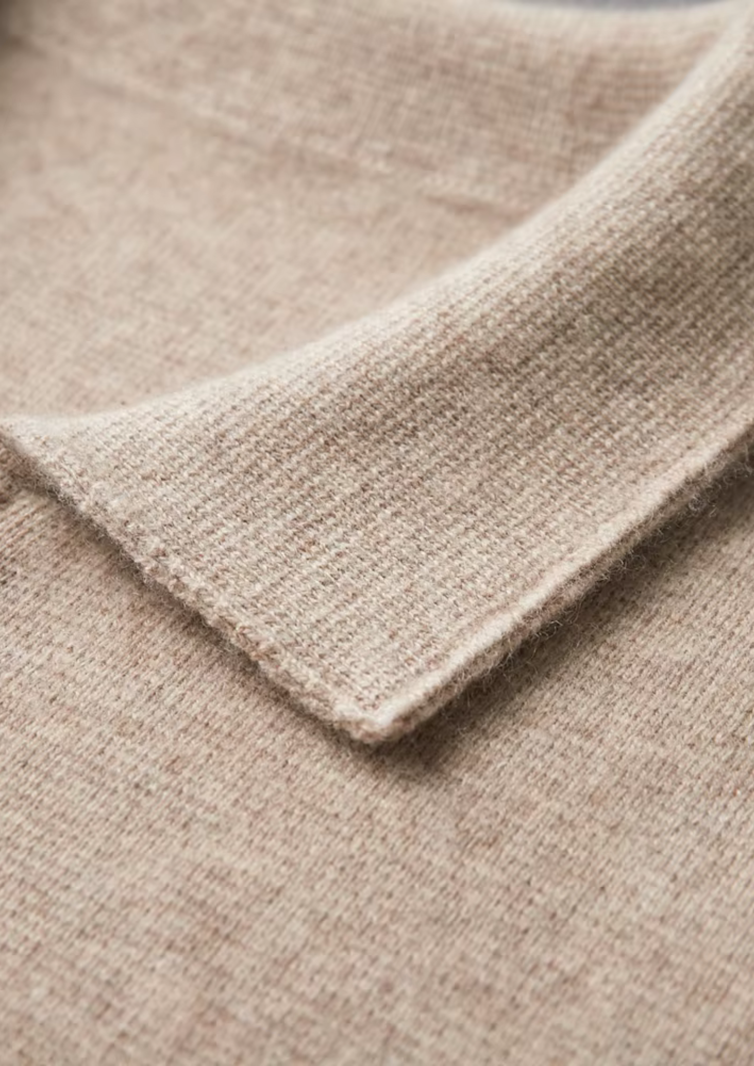 Luxurious Extra-Fine Merino Wool Zip Polo Cardigan